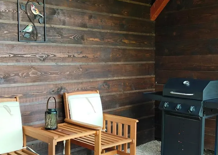 Ubytko Raj Pod Kastanem Apartment *